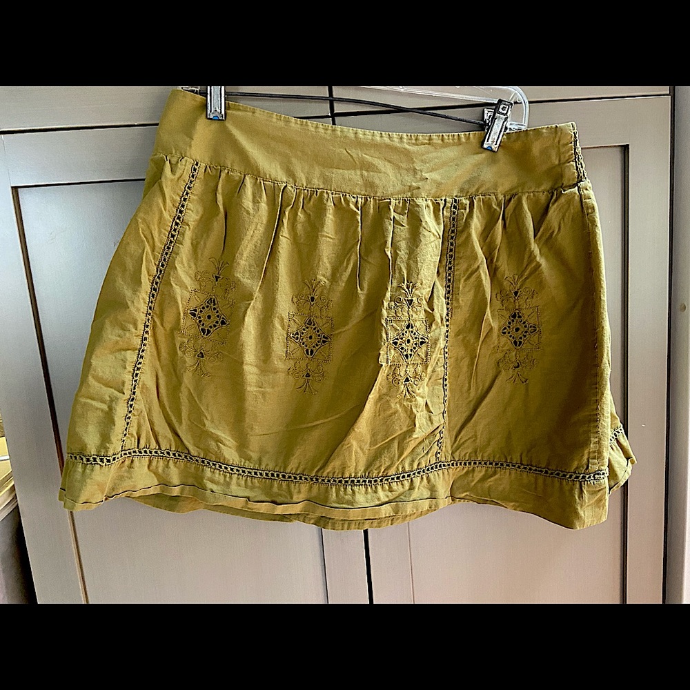 JCrew green embroidered mini skirt 12